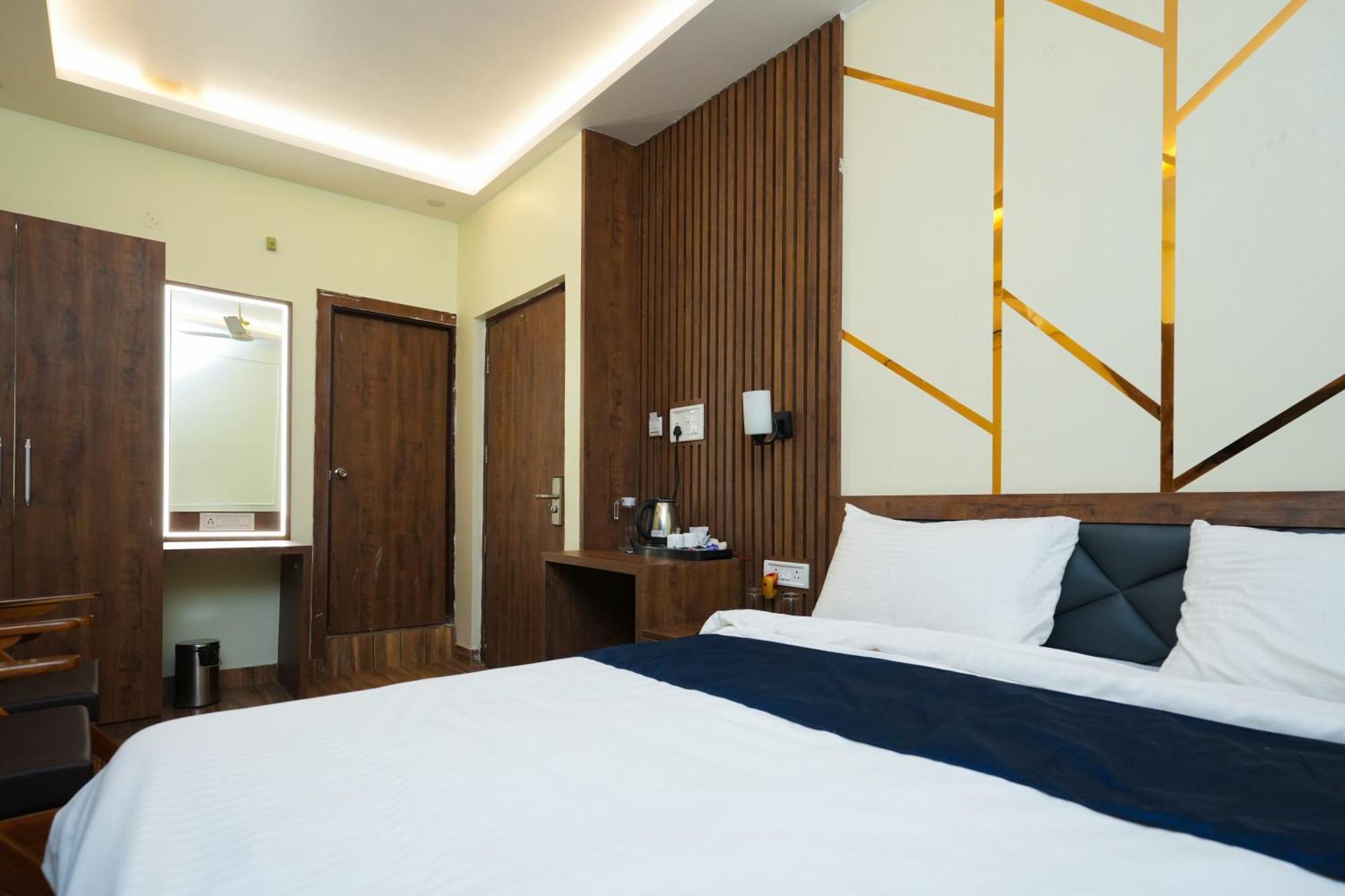 Hotel Pavitra Purnia Dış mekan fotoğraf