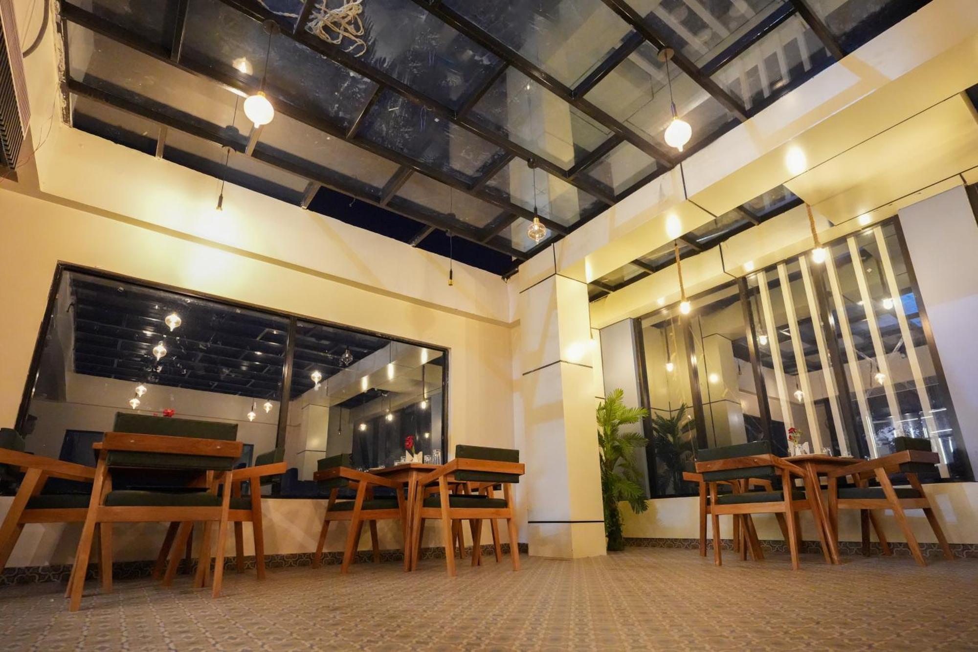 Hotel Pavitra Purnia Dış mekan fotoğraf